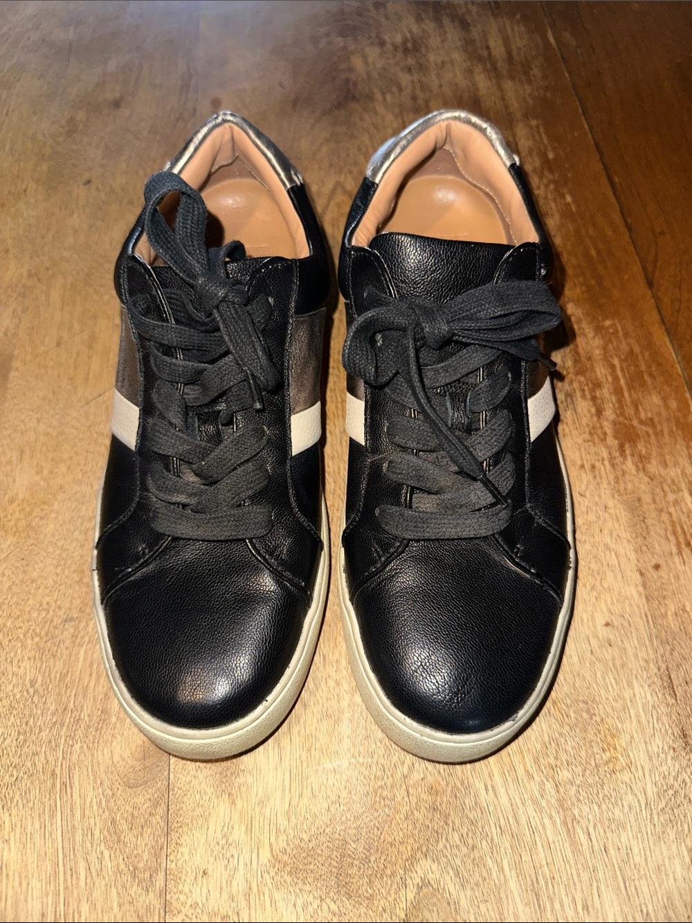 Frye and Co. Hallie Low Lace sneakers